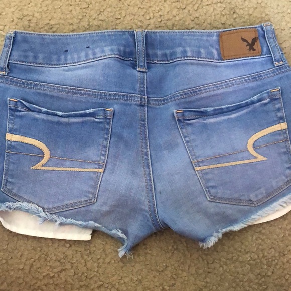 American Eagle Shortie shorts in size 2 - Picture 2 of 4